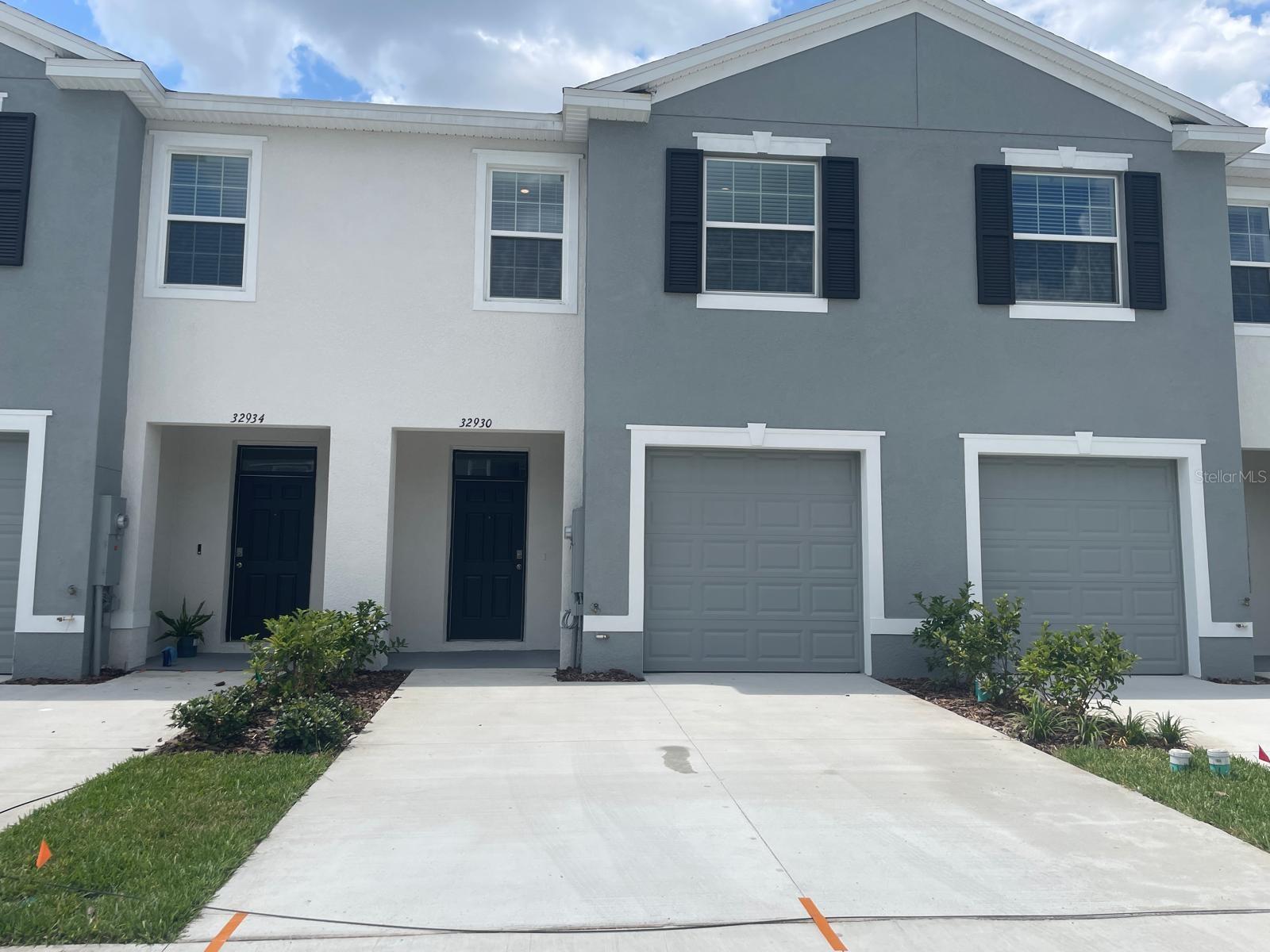 AVALON PARK WEST-NORTH PH 2 4 5 - Residential Lease