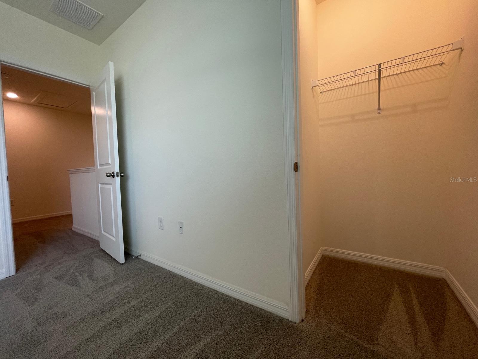 AVALON PARK WEST-NORTH PH 2 4 5 - Residential Lease