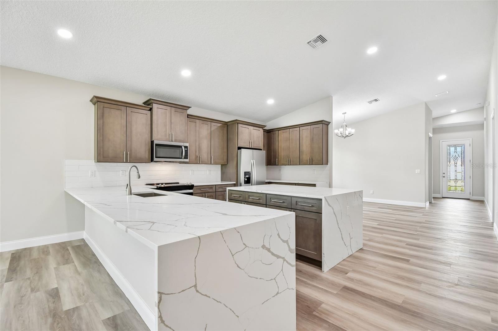 LAKE ELLEN ADD TO CASSELBERRY - Residential
