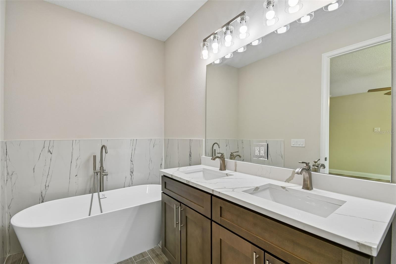 LAKE ELLEN ADD TO CASSELBERRY - Residential