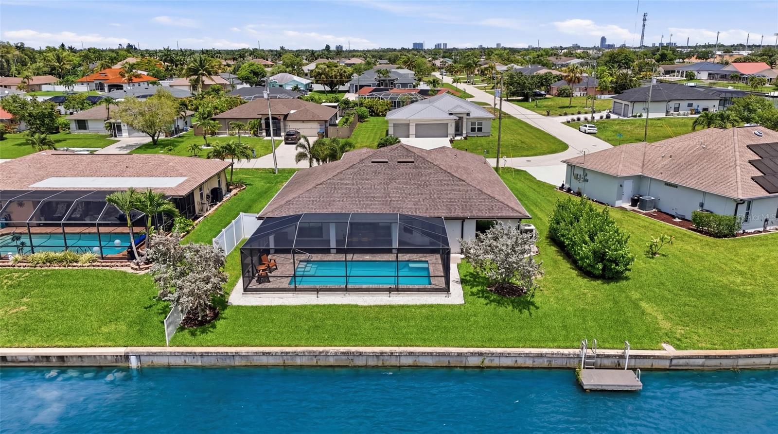 CAPE CORAL - Residential