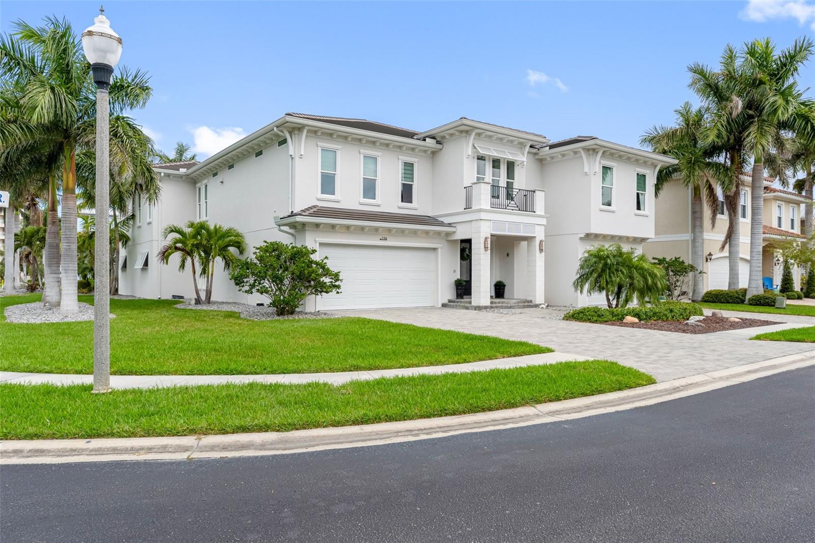 REDINGTON SHORES YACHT & TENNIS CLUB - Residential