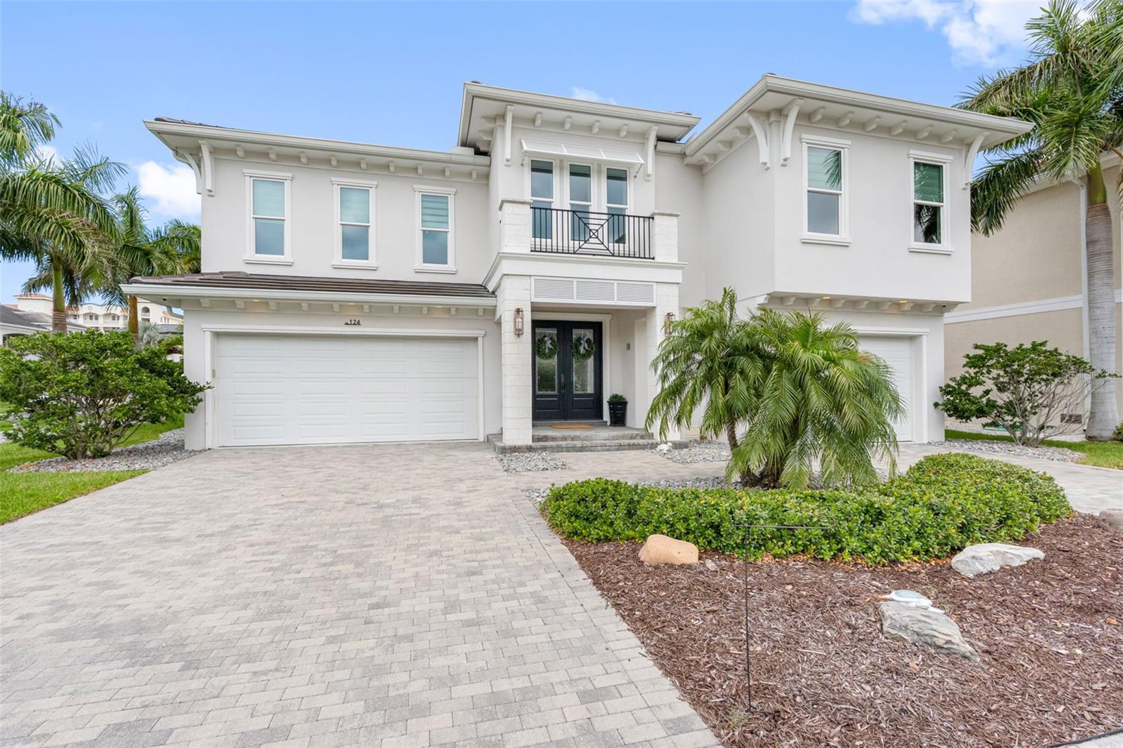 REDINGTON SHORES YACHT & TENNIS CLUB - Residential