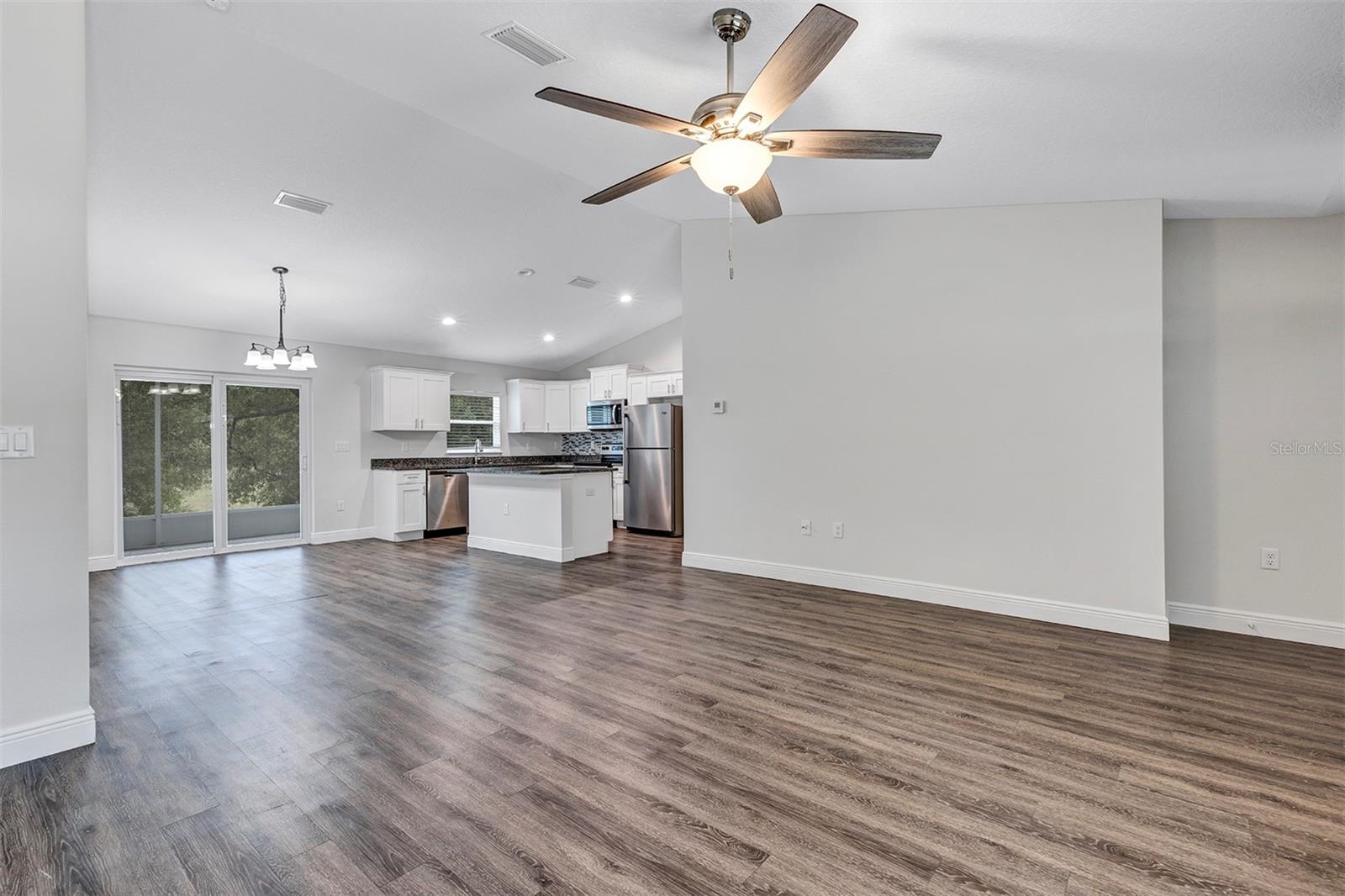 CITRUS SPGS UNIT 04 - Residential