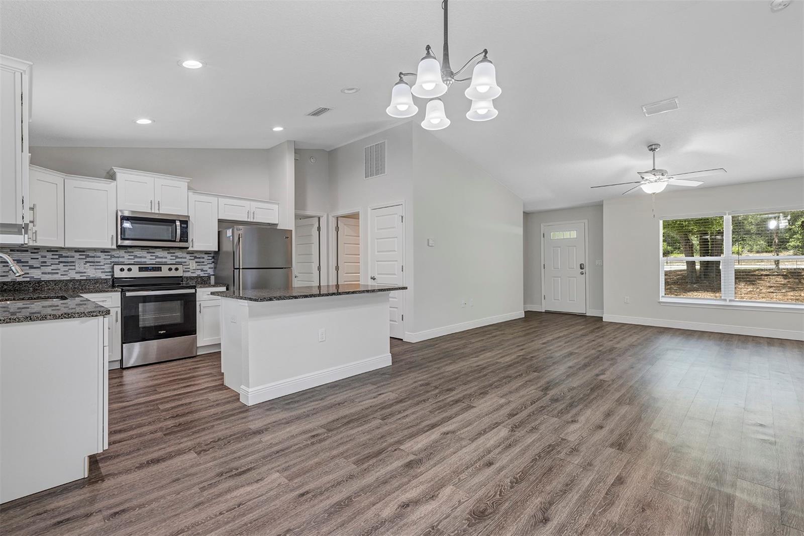 CITRUS SPGS UNIT 04 - Residential