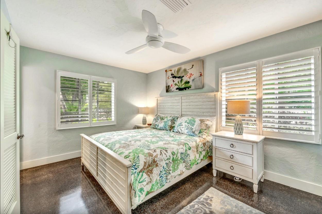 SAINT ARMANDS DIV JOHN RINGLING ESTATES - Residential