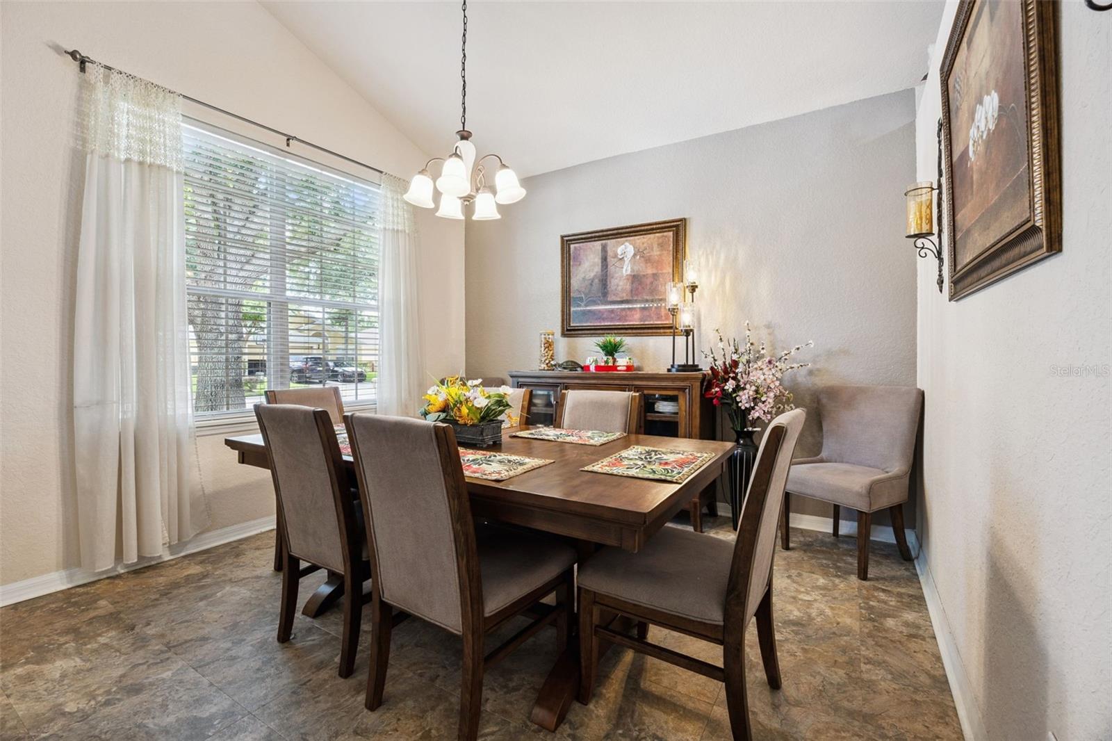 SILVER CREEK - Residential
