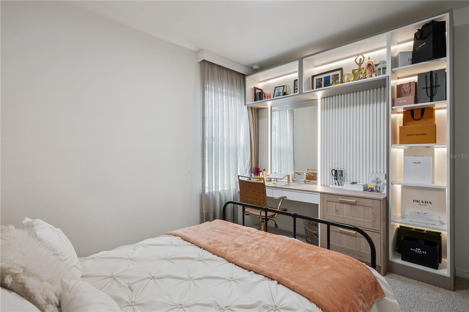 WATERLEIGH - Residential