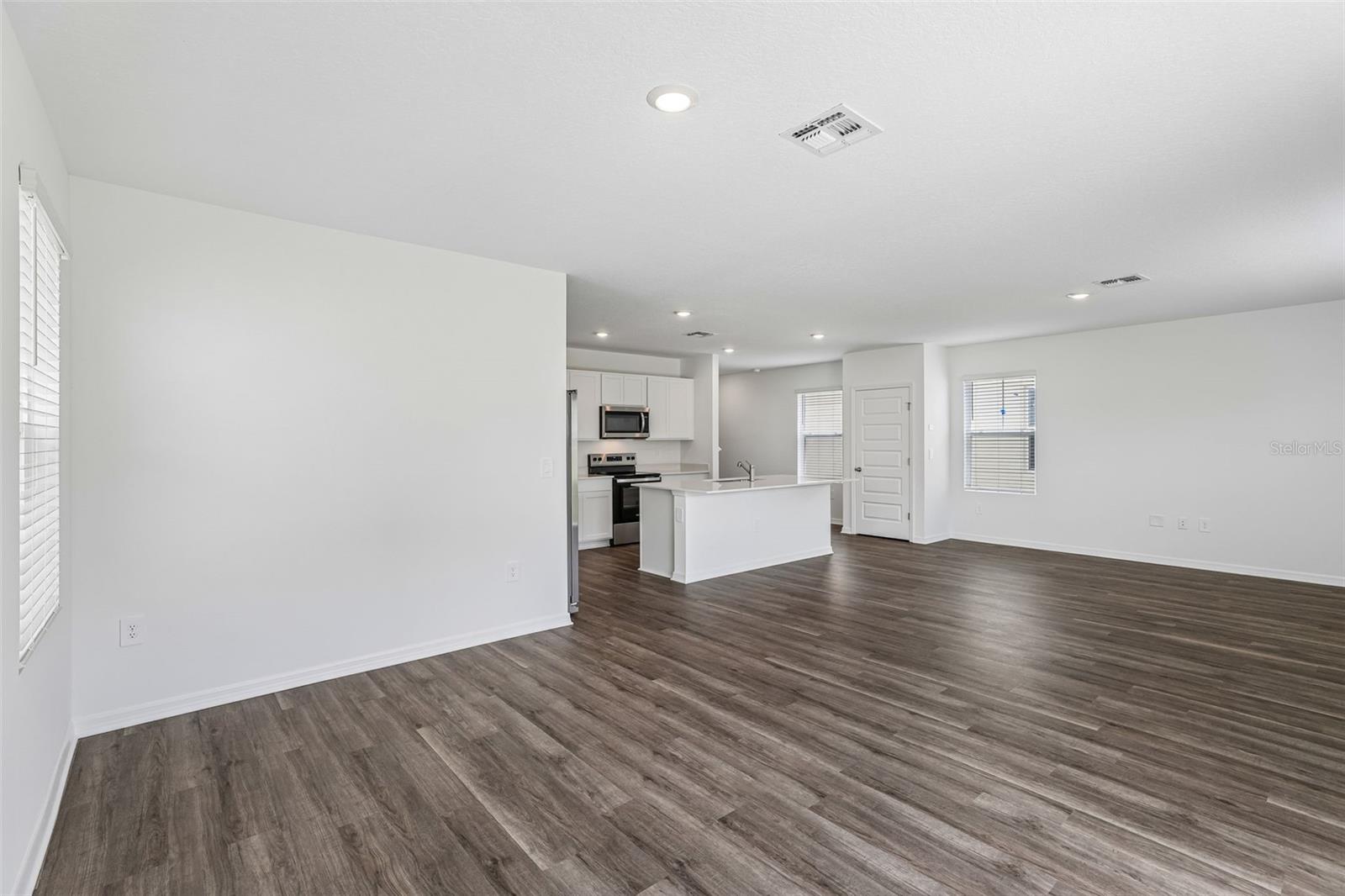 HAWTHORNE RANCH - Residential