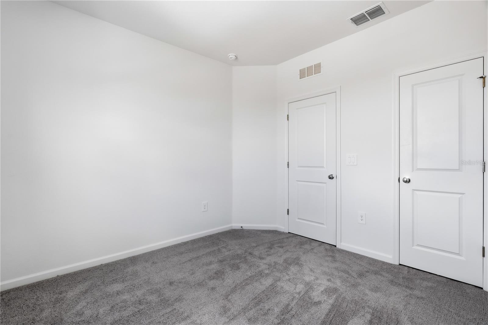 BRENTWOOD TOWNHOMES - Residential Lease