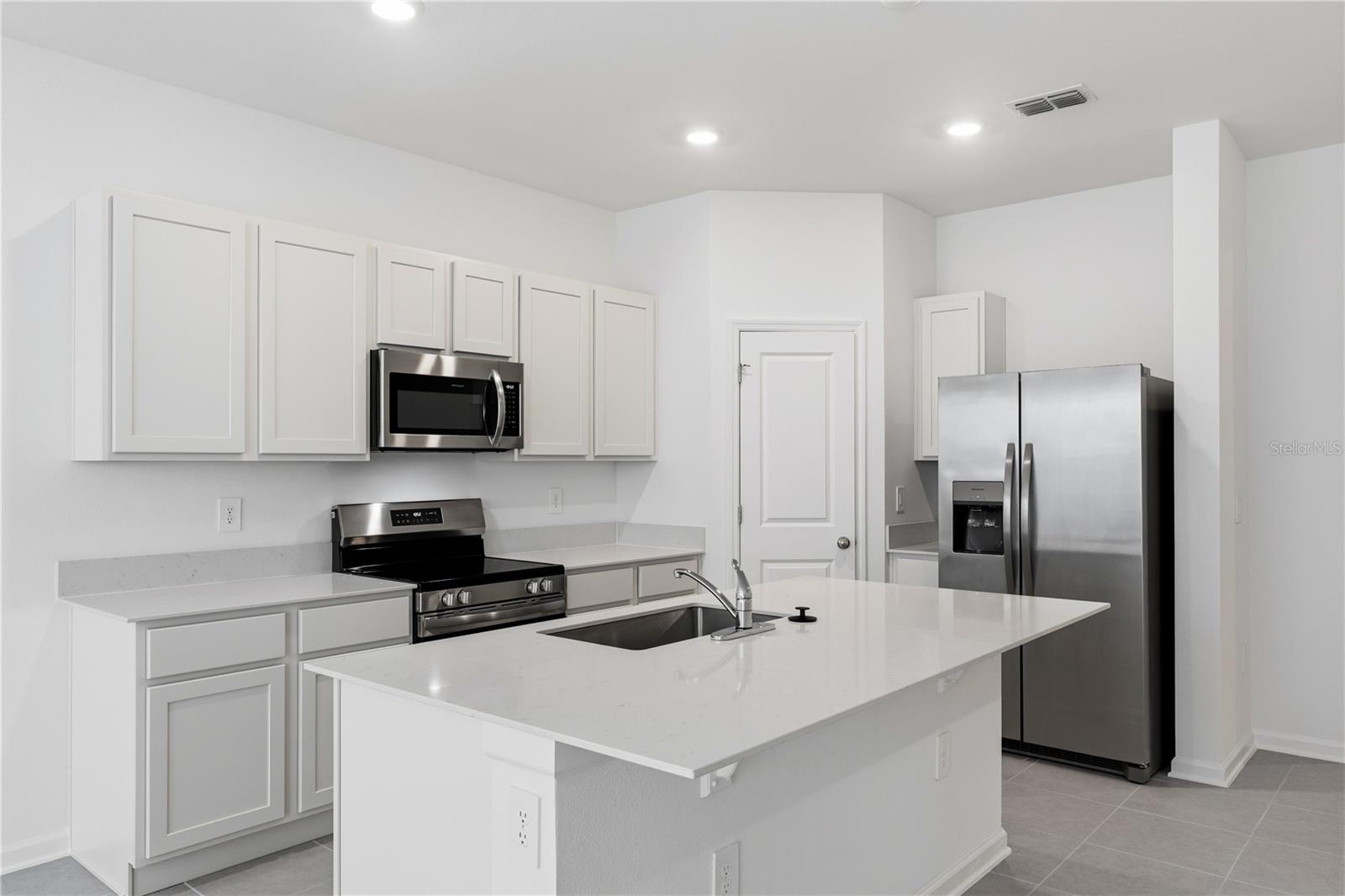 BRENTWOOD TOWNHOMES - Residential Lease