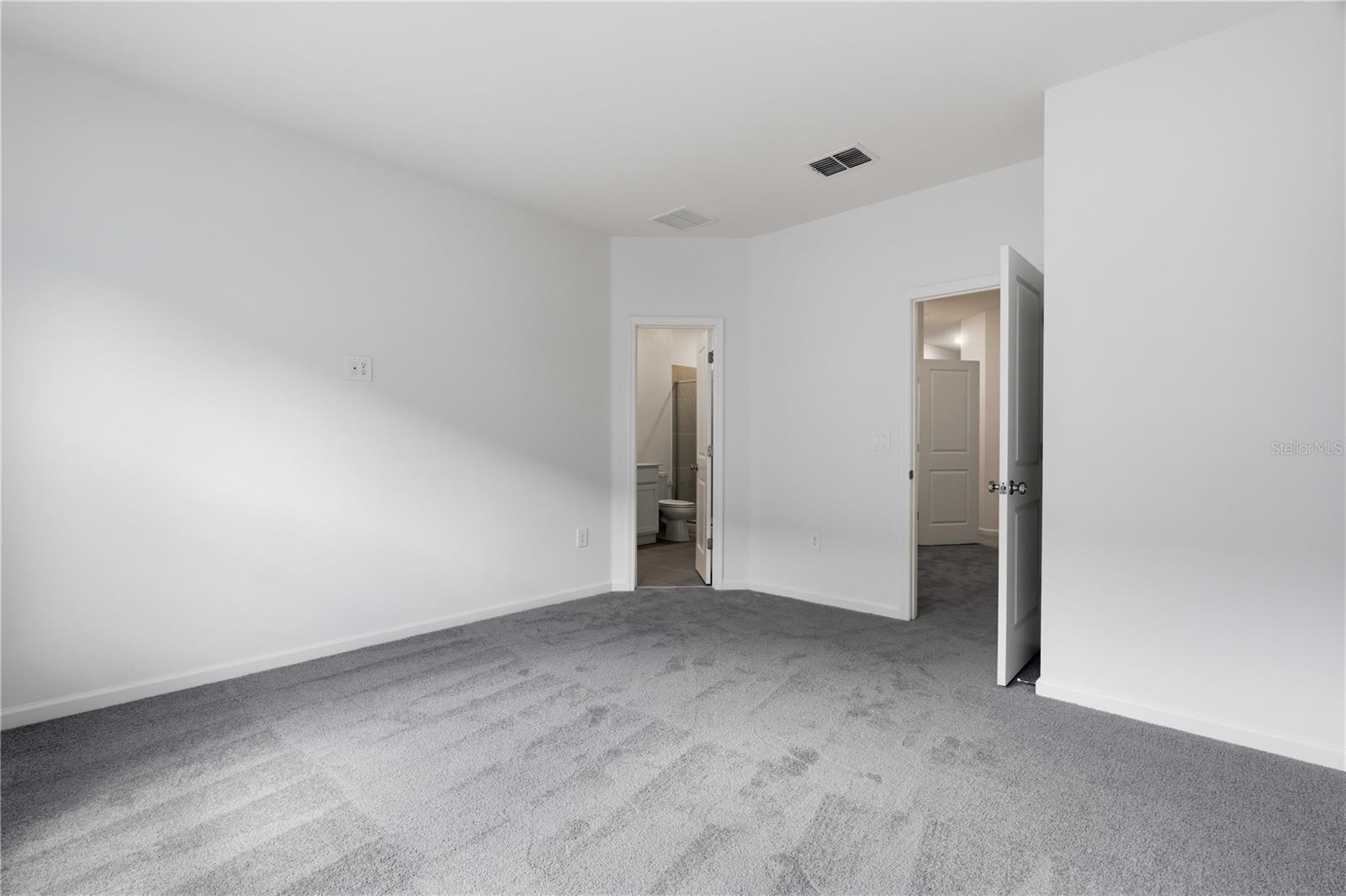 BRENTWOOD TOWNHOMES - Residential Lease
