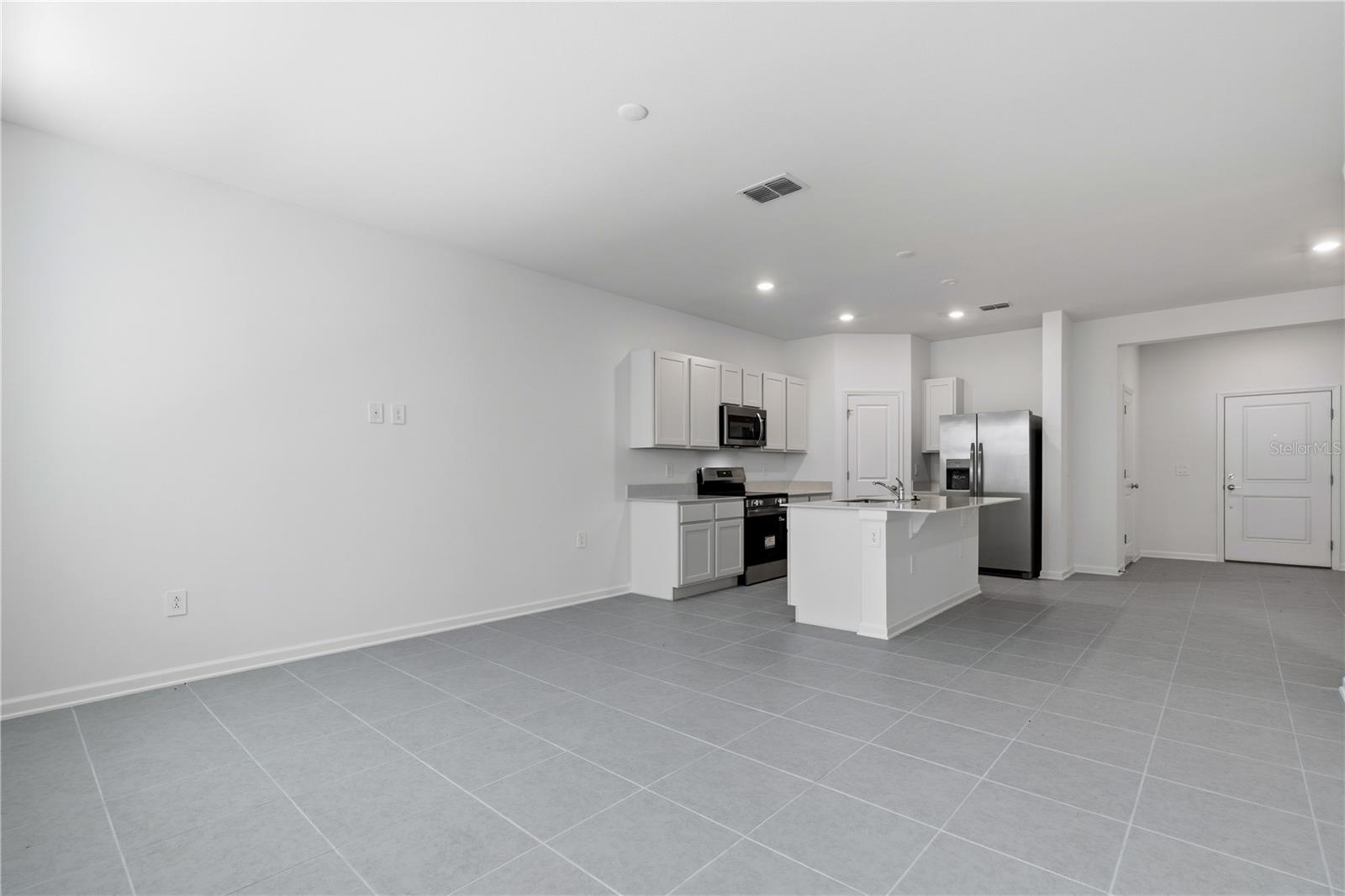BRENTWOOD TOWNHOMES - Residential Lease