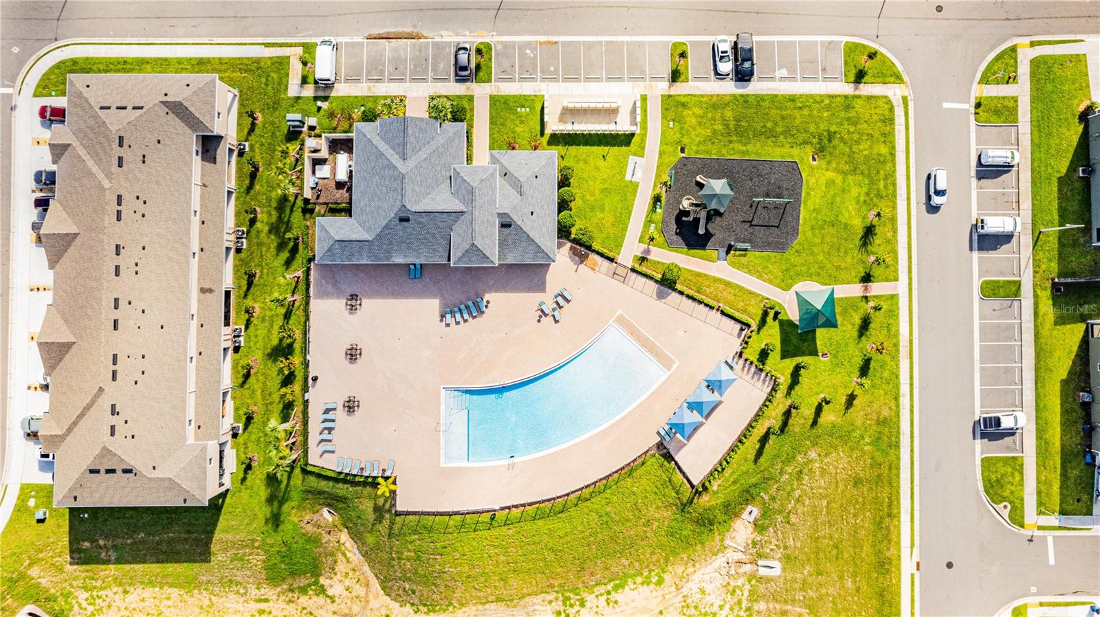 BRENTWOOD TOWNHOMES - Residential Lease