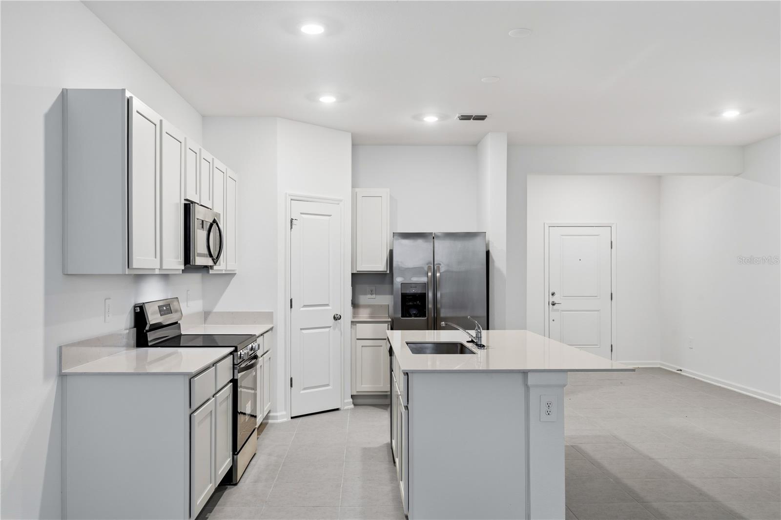 BRENTWOOD TOWNHOMES - Residential Lease