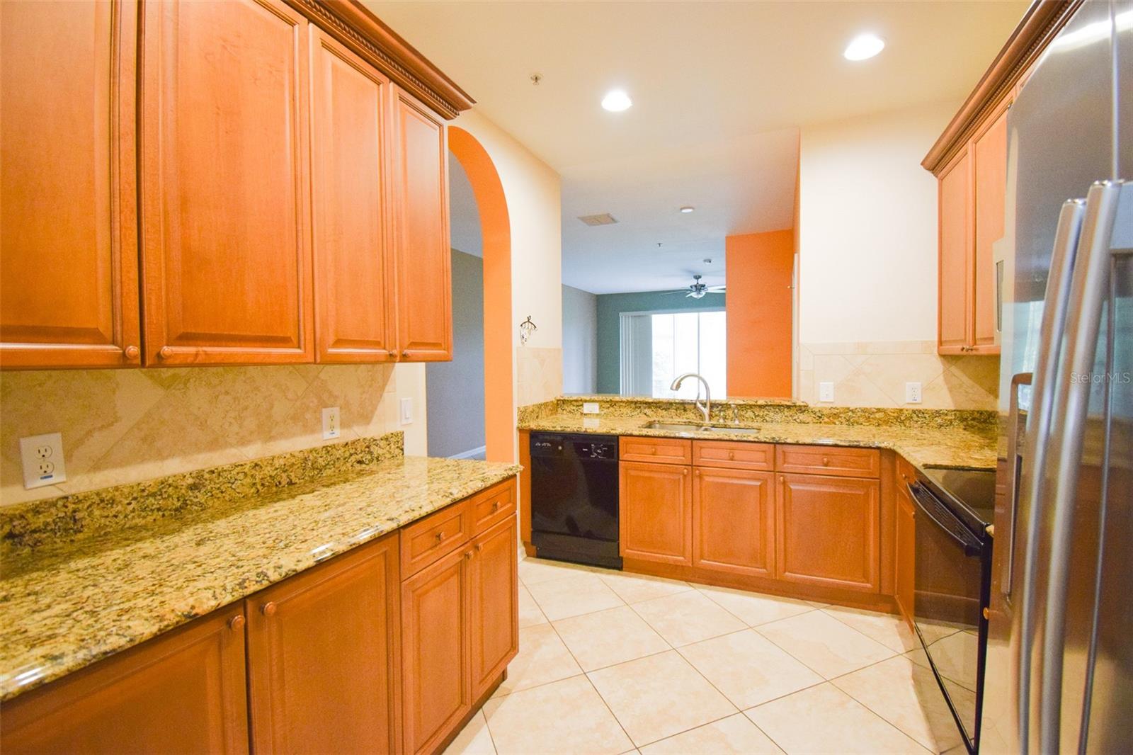 VILLA CAPRI/METROWEST - Residential
