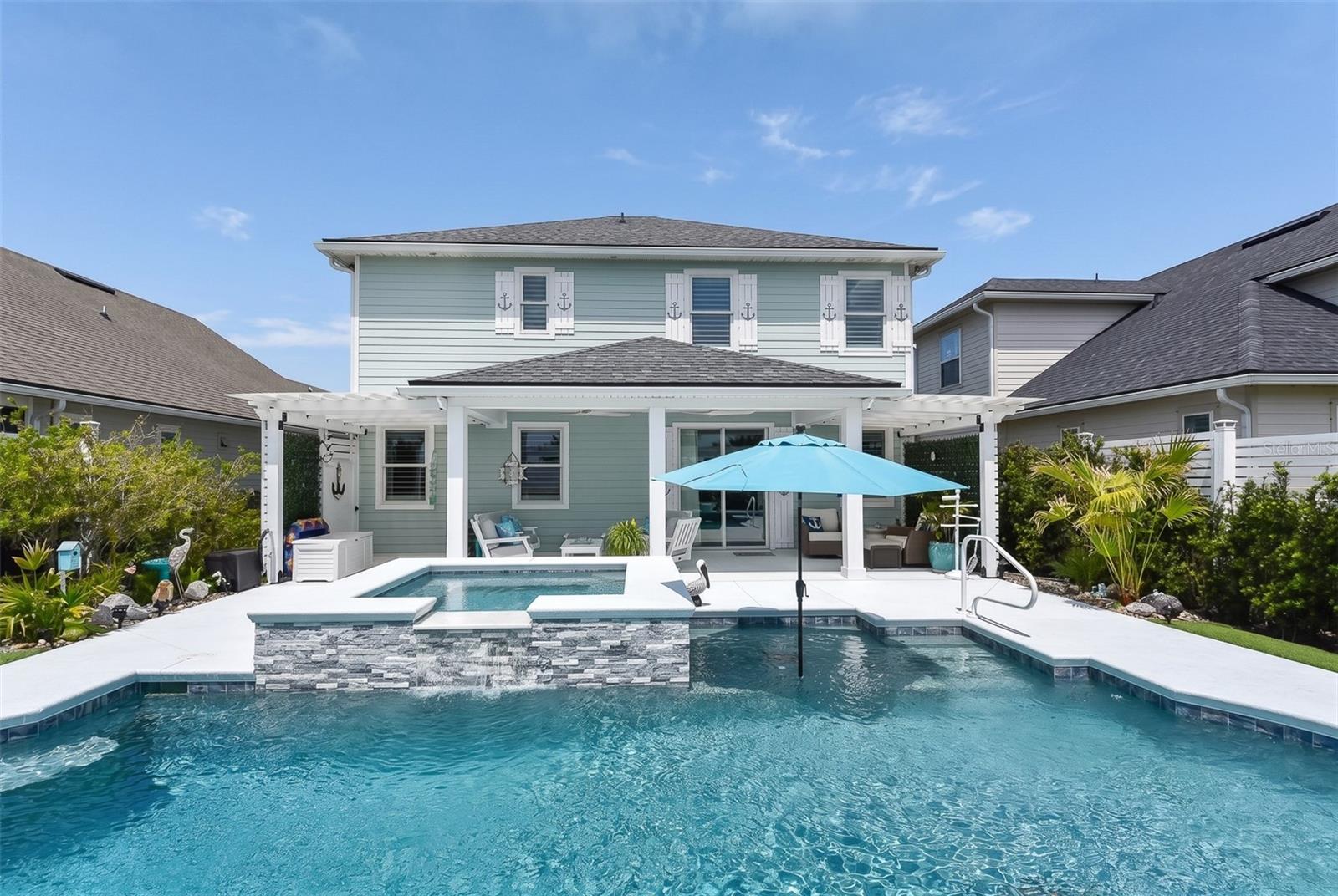 LOS LAGOS - Residential