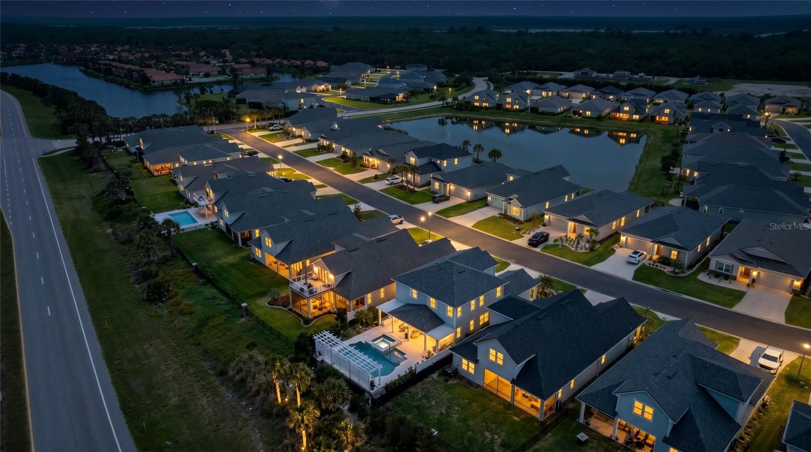LOS LAGOS - Residential
