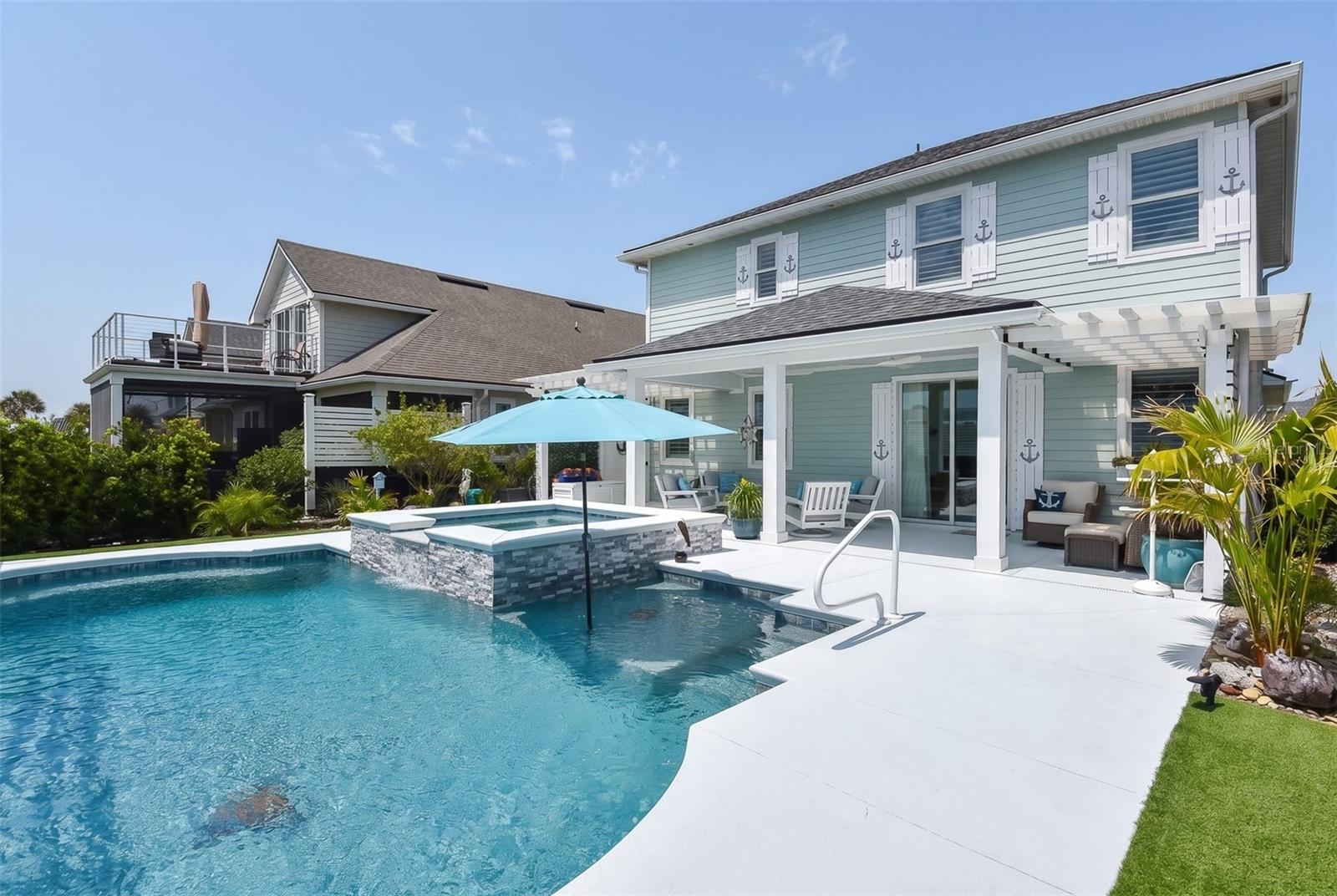 LOS LAGOS - Residential