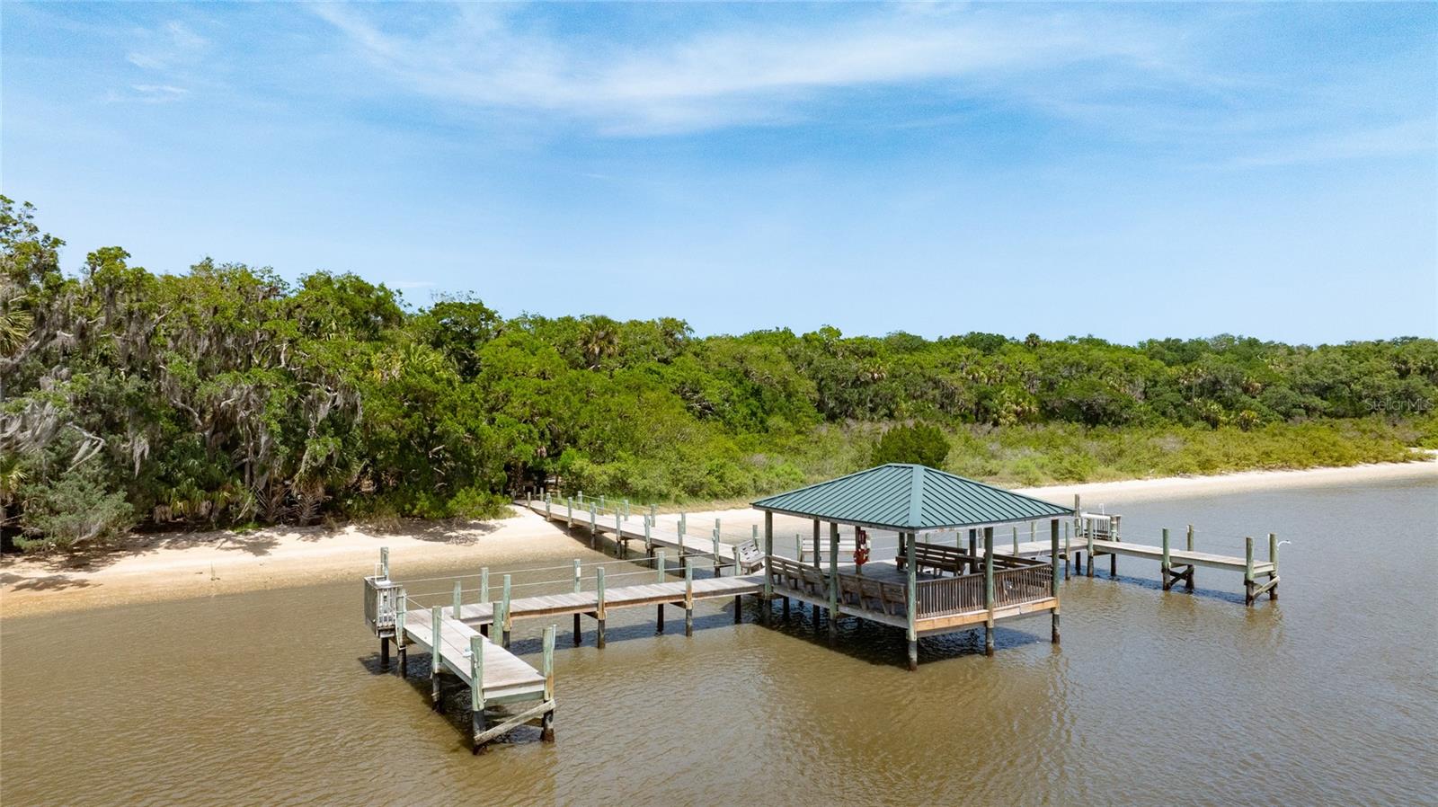 LOS LAGOS - Residential