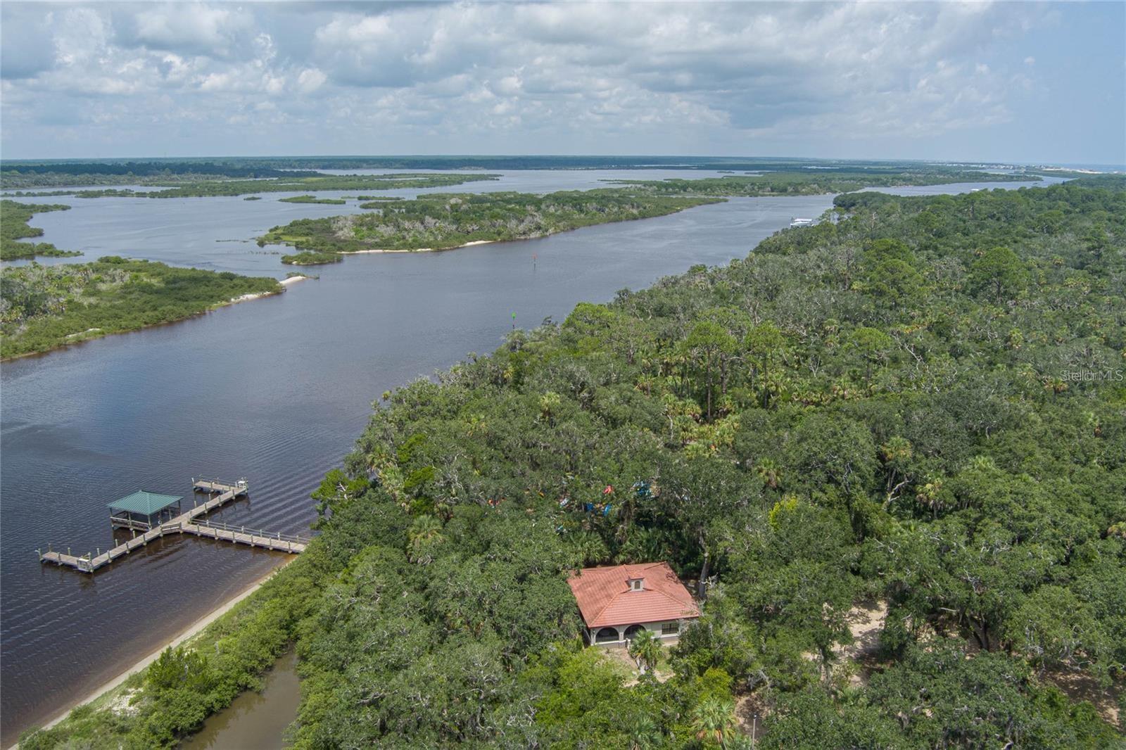LOS LAGOS - Residential