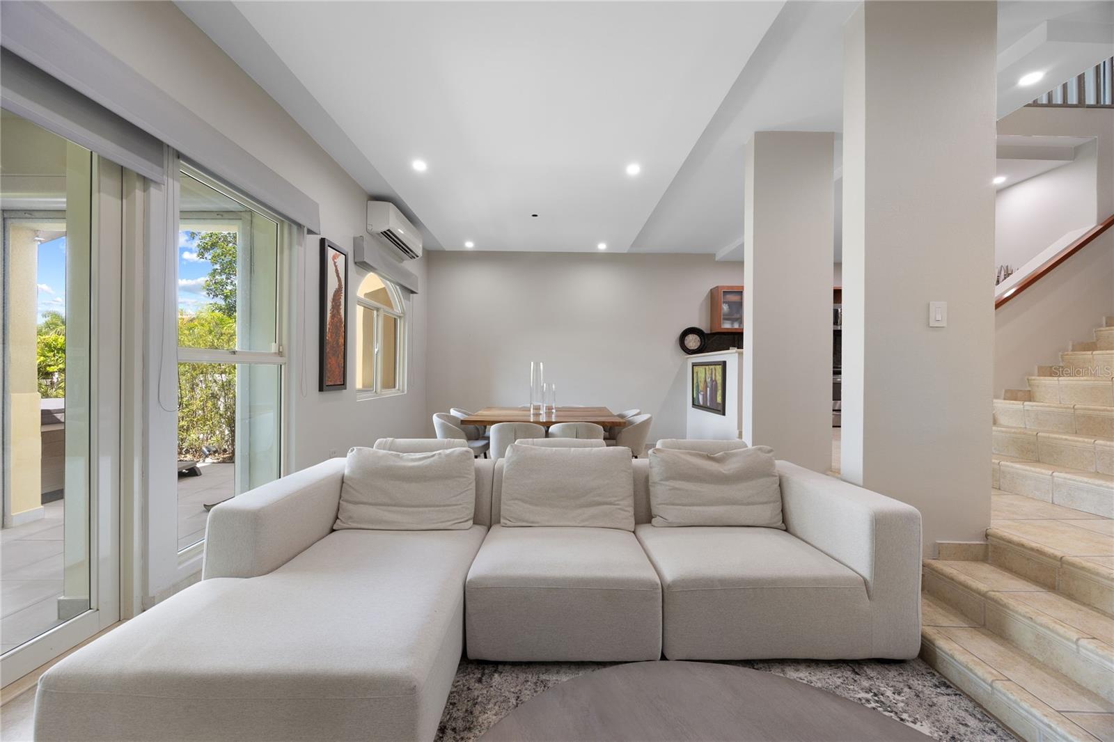 AQUABELLA - Residential