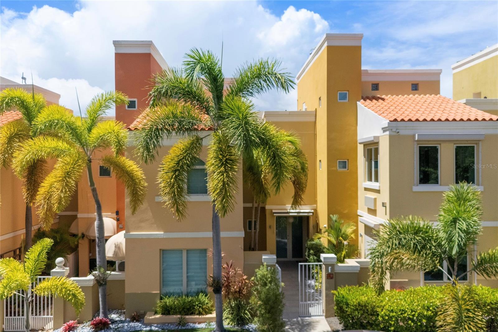 AQUABELLA - Residential