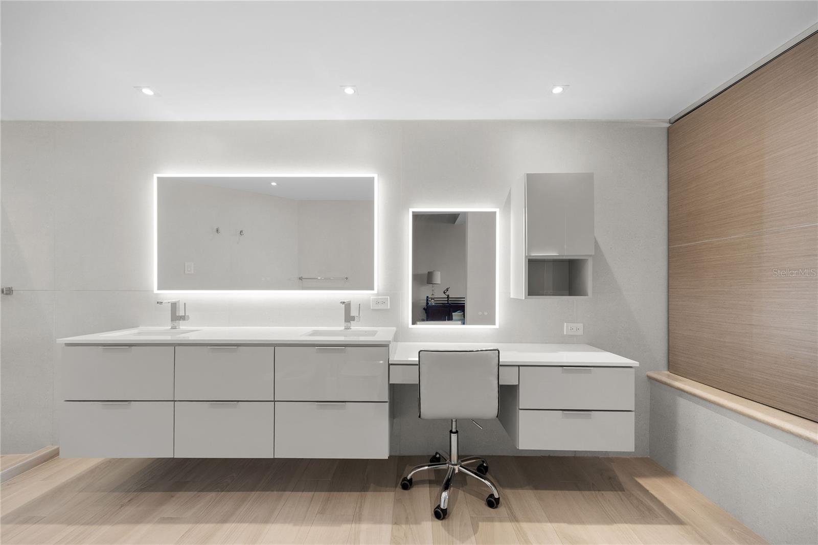 AQUABELLA - Residential