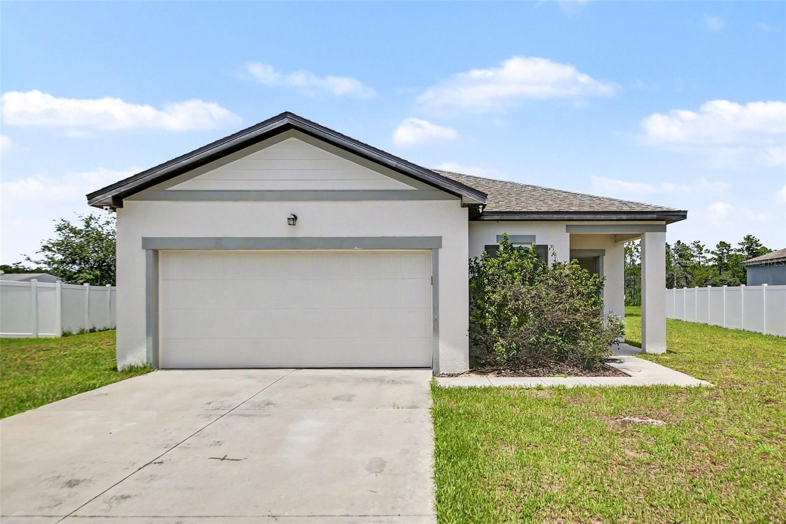 AMAZING PRICE and READY FOR A QUICK SALE! This inviting home features a bright and open-concept design that's perfect for both everyday living and entertaining. The spacious kitchen overlooks the dining and family room areas and is equipped with stainless steel appliances, GRANITE COUNTERTOPS, updated cabinetry, a LARGE BREAKFAST BAR and a generous pantry for added storage. The primary suite offers a private retreat with an ensuite bathroom and a WALK-IN CLOSET. Enjoy the private back patio for relaxing or enjoying your morning coffee. DON'T MISS THIS OPPORTUNITY! Discounted rate options and no lender fee future refinancing may be available for qualified buyers of this home. ALL OFFERS DUE BY 5:00PM ON JUNE 29, 2026!