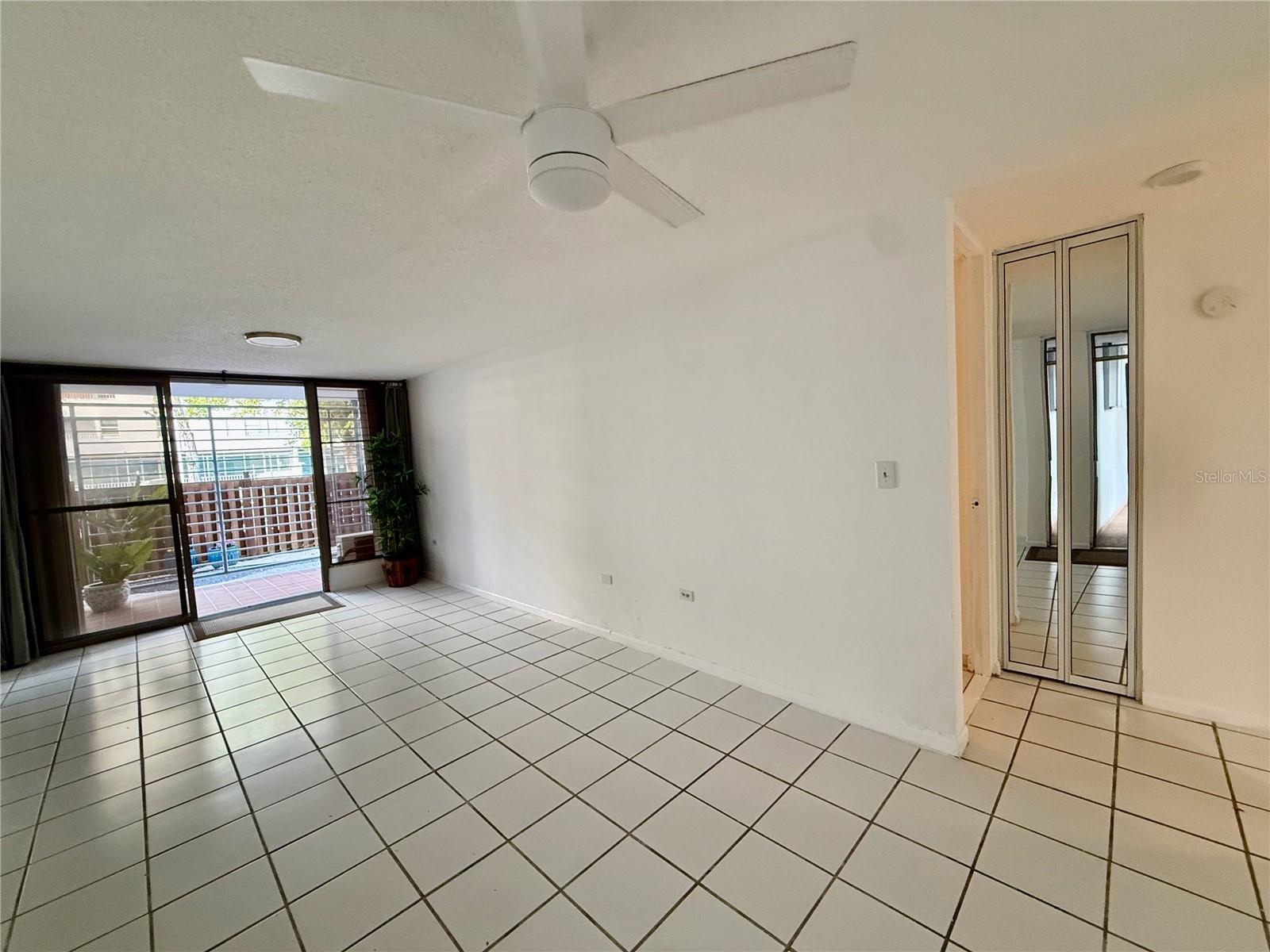 COND. COSTA DEL SOL, ISLA VERDE - Residential