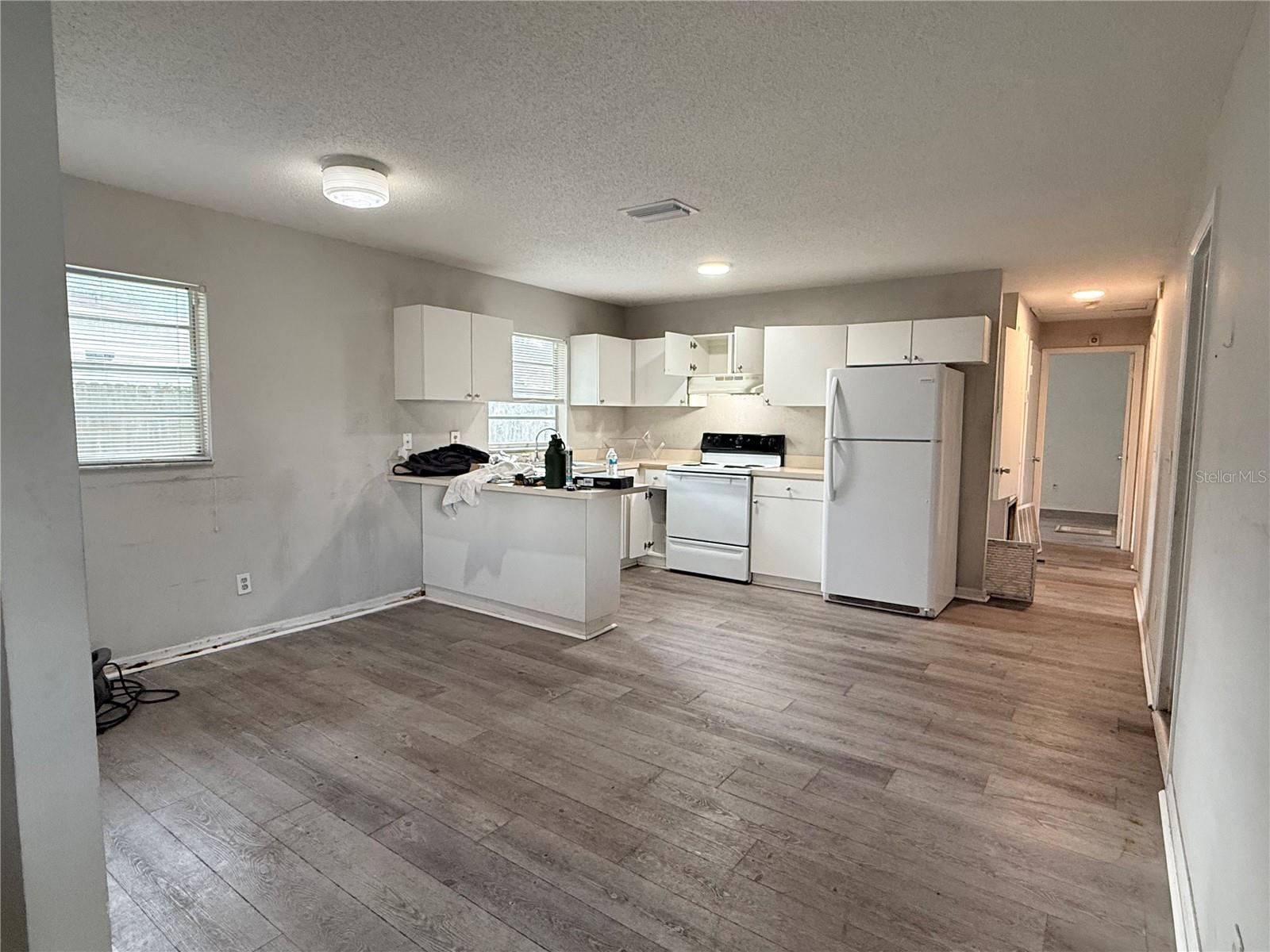 DUROLIFE HOMES - Residential