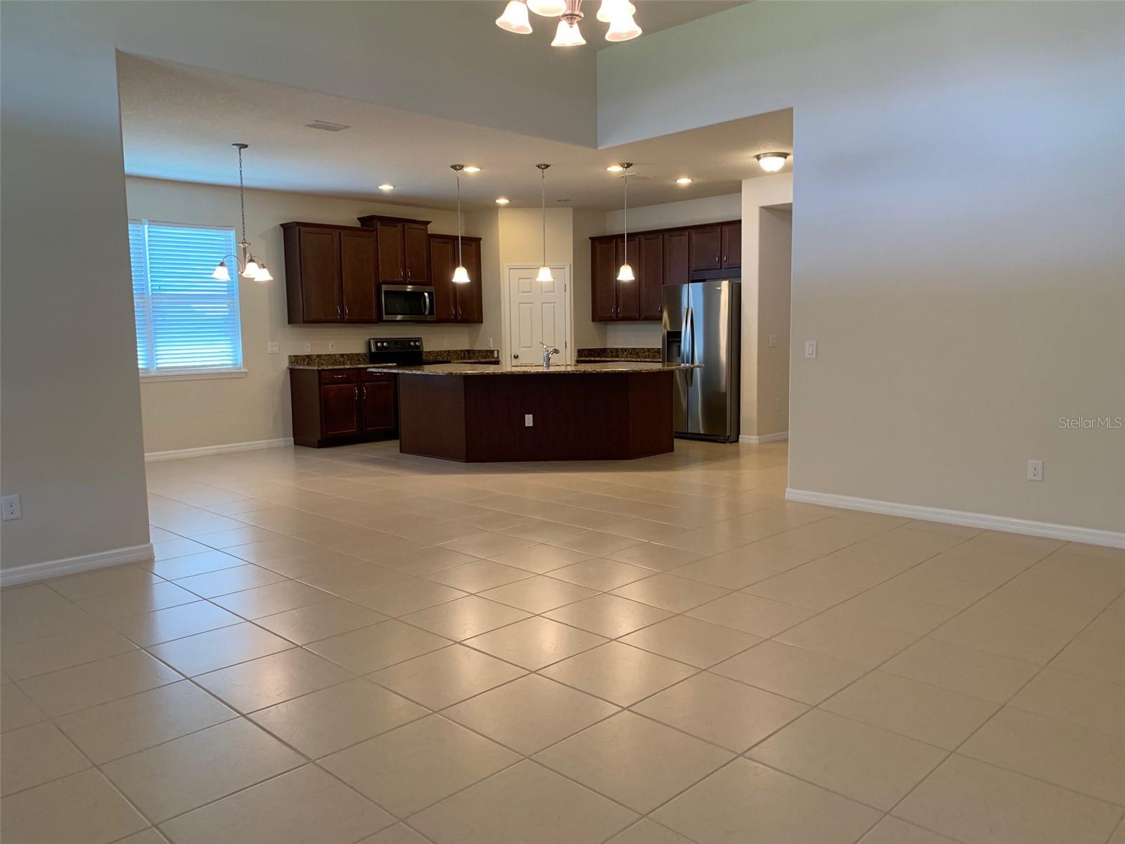 TAPESTRY PH 4 - Residential