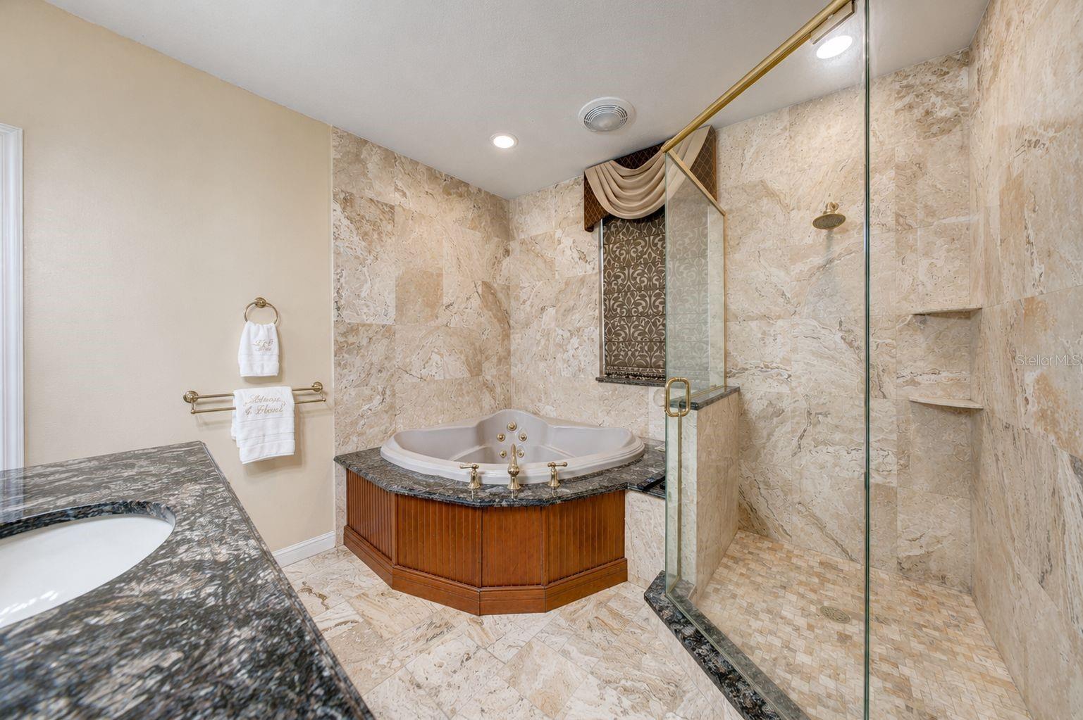 CELEBRATION WEST VILLAGE - Residential