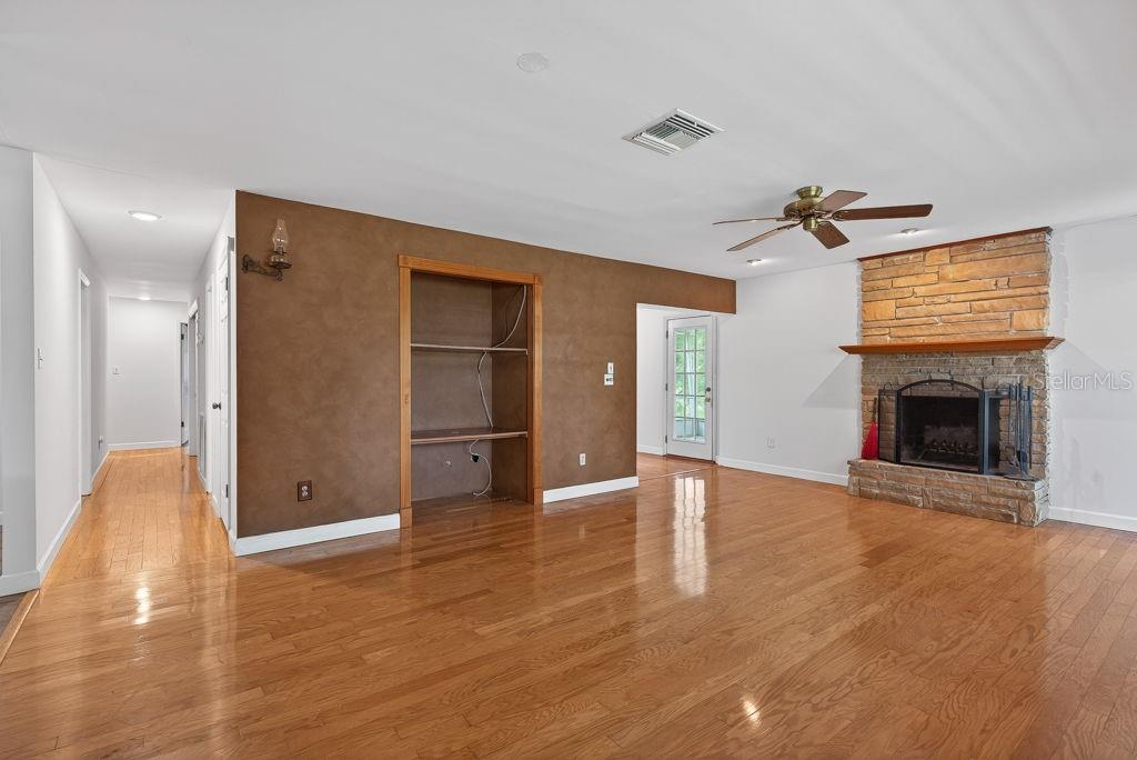 UNPLATTED - Residential