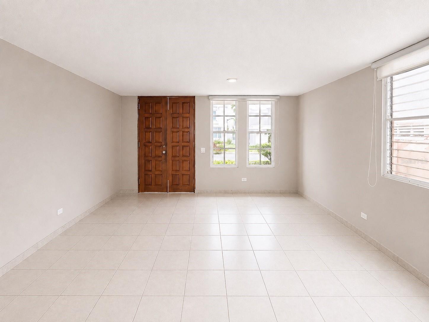 URB. ENTRERIOS ENCANTADA - Residential