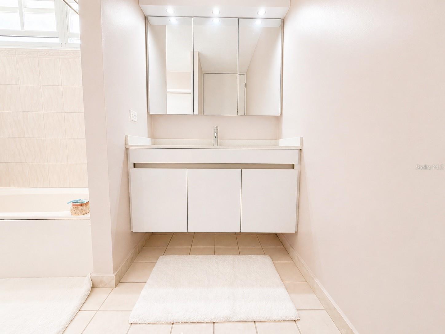 URB. ENTRERIOS ENCANTADA - Residential