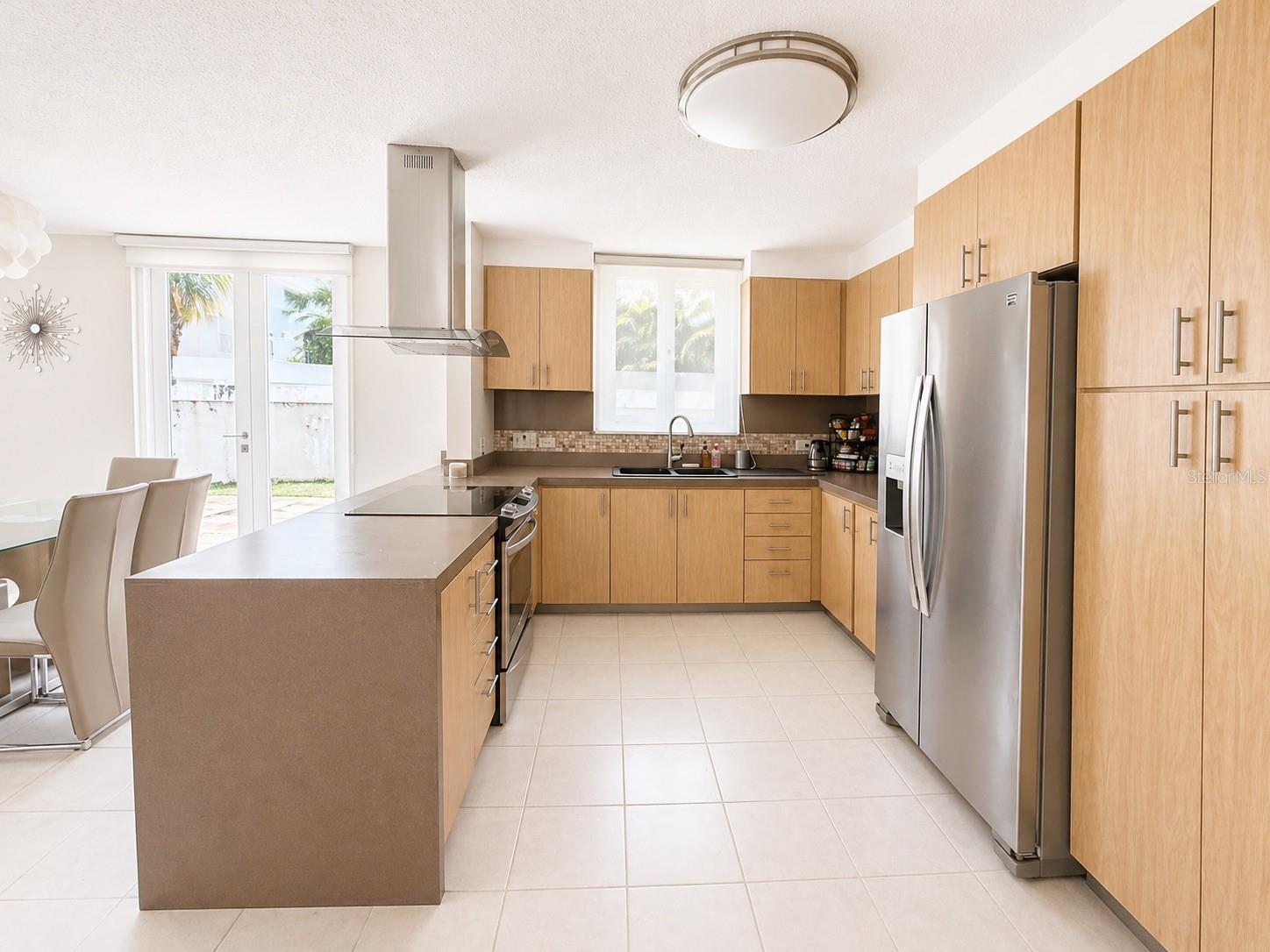 URB. ENTRERIOS ENCANTADA - Residential