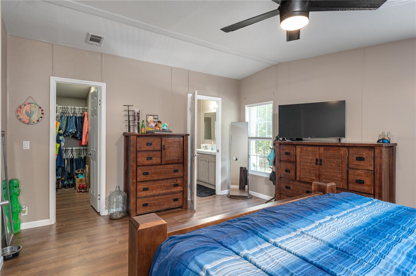 EVANS ACRES - Residential