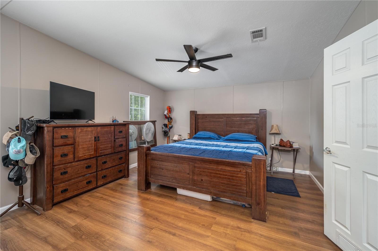 EVANS ACRES - Residential