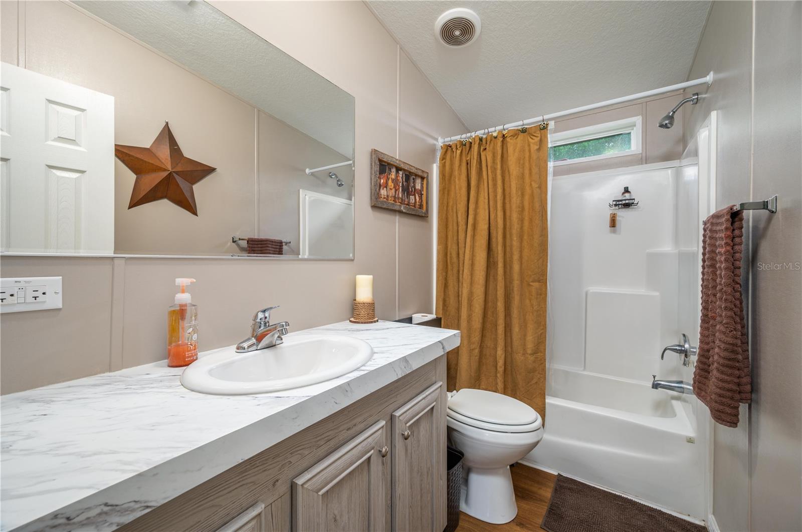 EVANS ACRES - Residential