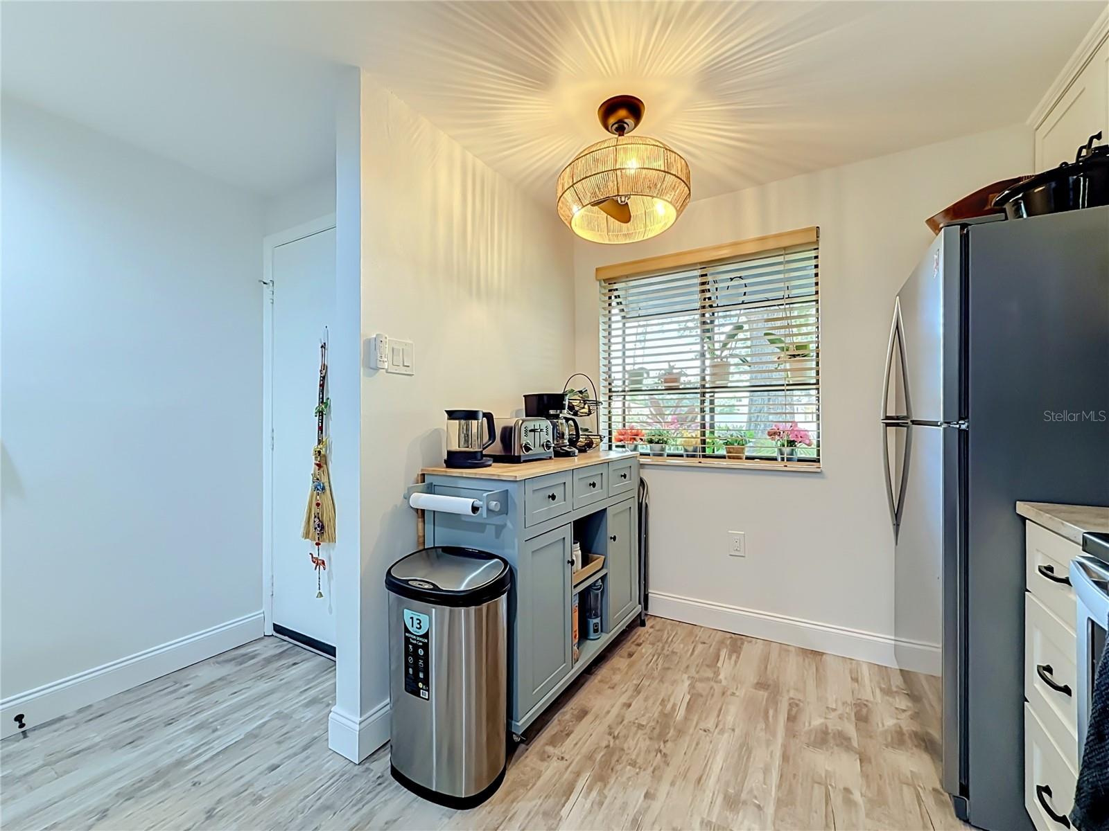 SUNSET POINT CONDO - Residential