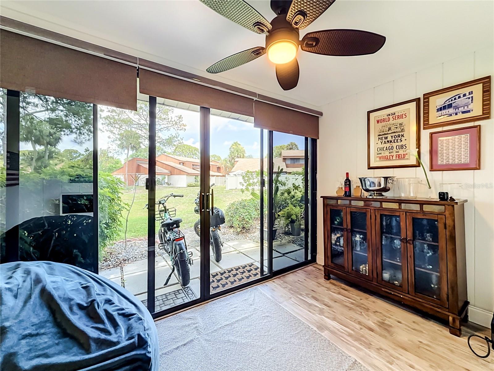 SUNSET POINT CONDO - Residential