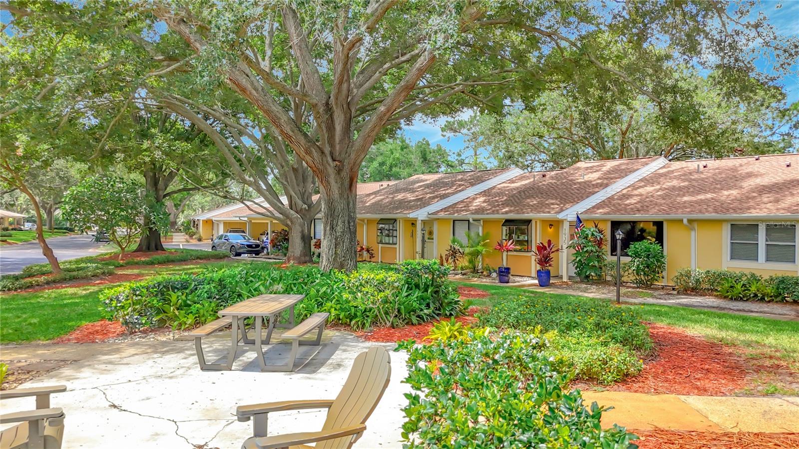 SUNSET POINT CONDO - Residential