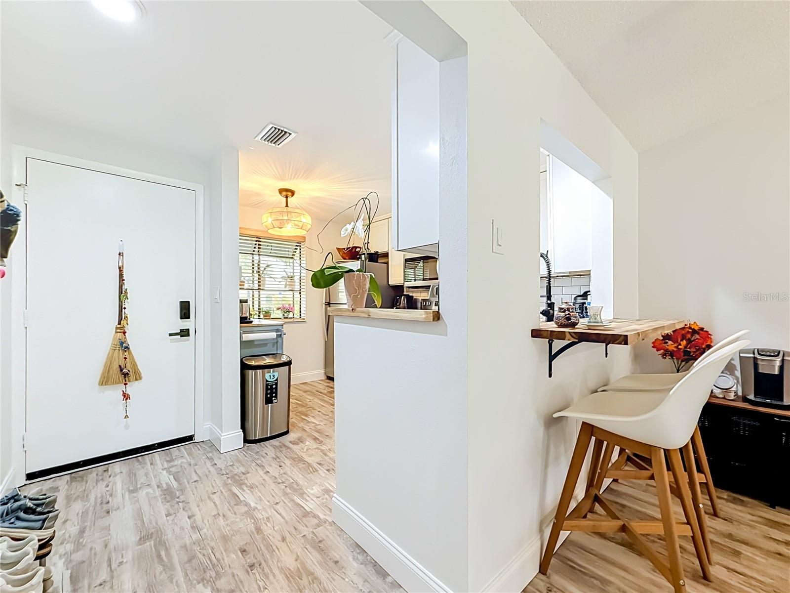 SUNSET POINT CONDO - Residential