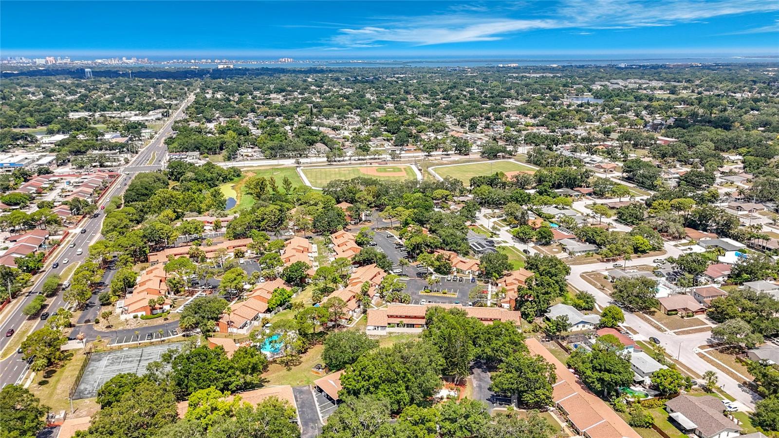 SUNSET POINT CONDO - Residential