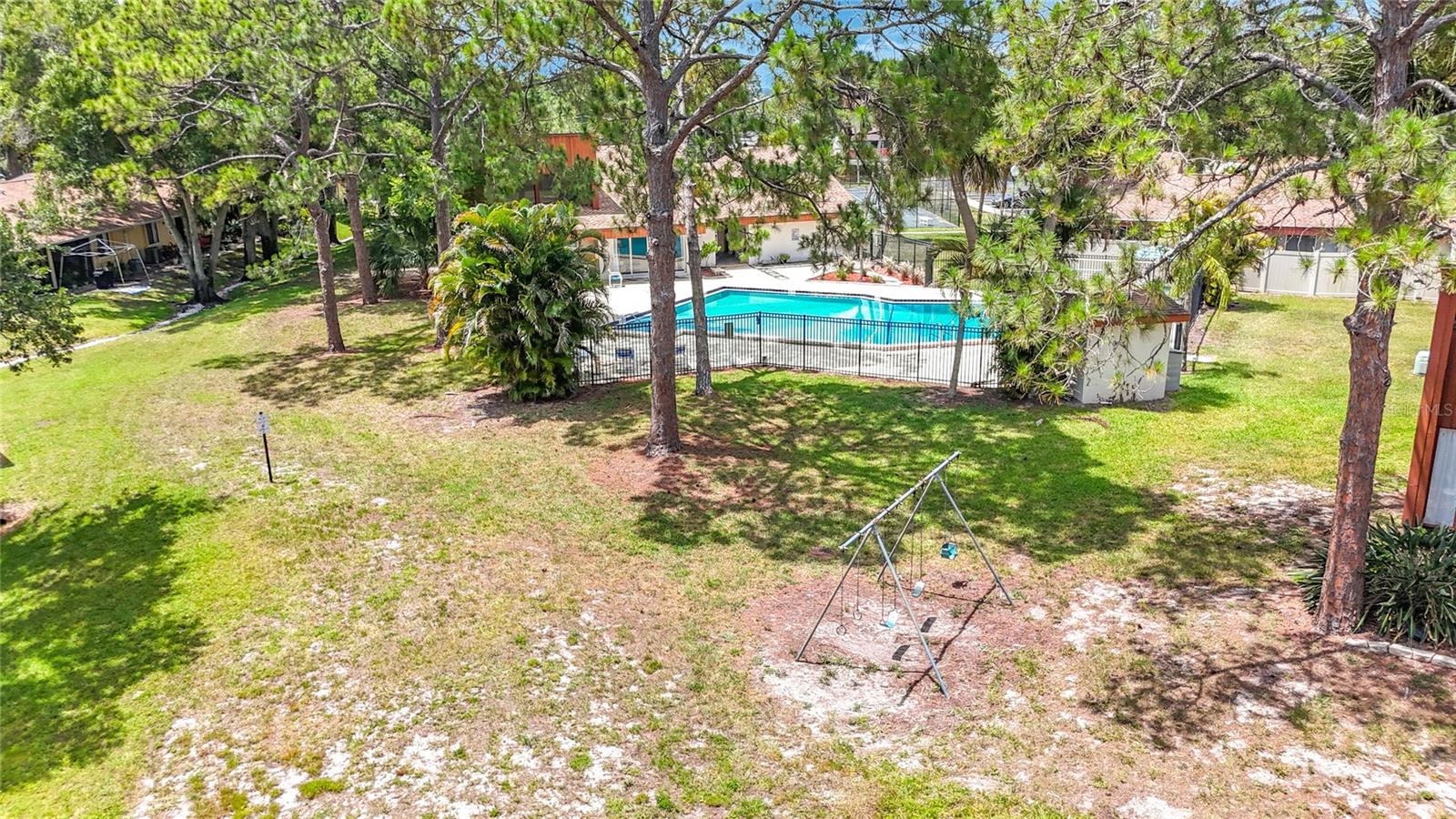 SUNSET POINT CONDO - Residential