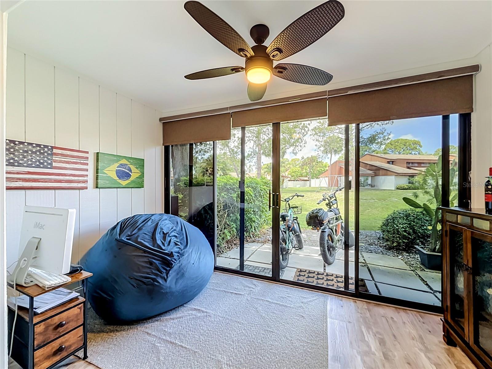 SUNSET POINT CONDO - Residential