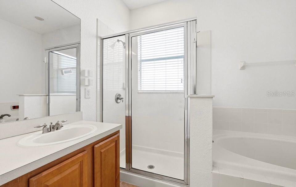 TRAFALGAR VILLAGE PH 1 - Residential Lease