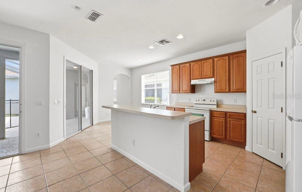 TRAFALGAR VILLAGE PH 1 - Residential Lease