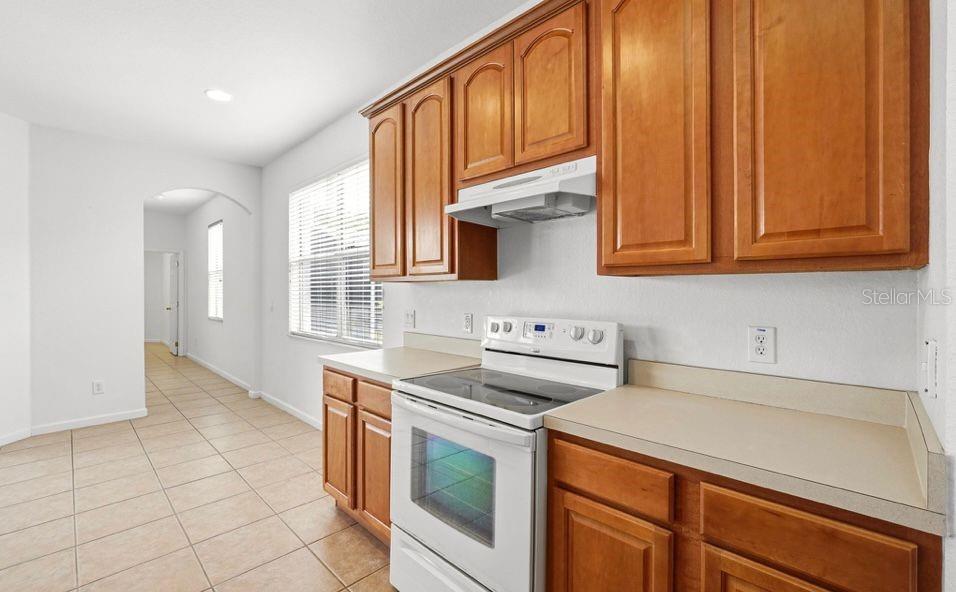 TRAFALGAR VILLAGE PH 1 - Residential Lease